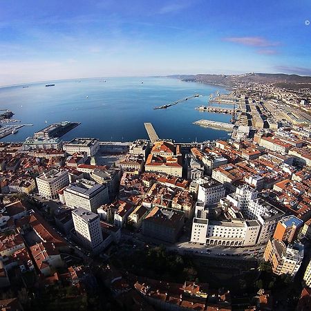 B&B Piazza Goldoni Trieste Eksteriør billede