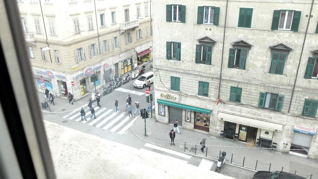 B&B Piazza Goldoni Trieste Eksteriør billede